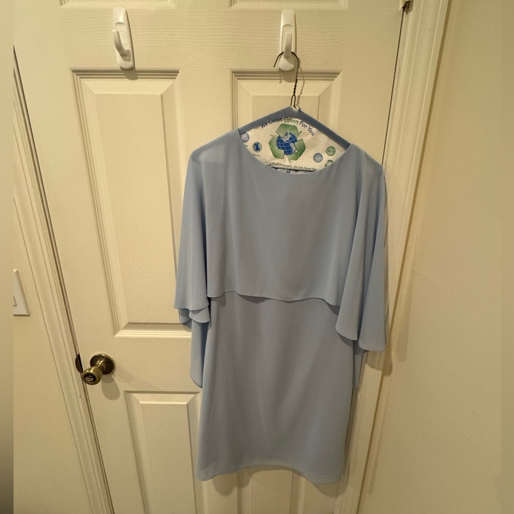Size 4 Women’s Vince Camuto Chiffon Popover Dress in Sky Blue